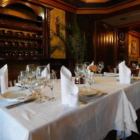 Hotel Tryavna
